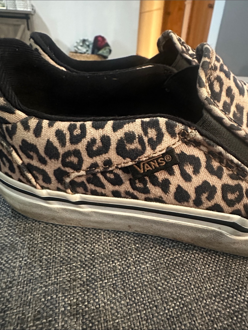 Vans Leopard Print Deluxe Comport Cush Slip-Ons - Picture 5 of 7